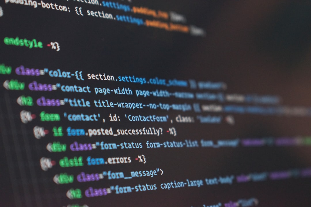 Datorskärm som visar kod och felsökningsgränssnitt som representerar AI-pipeline-felsökning