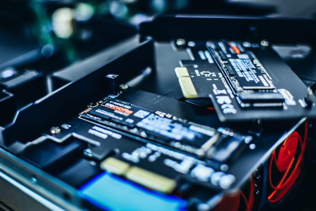 Närbild av ett datorkort som representerar edge computing-hårdvara